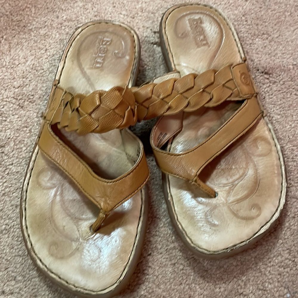 Tan sandals   - Picture 2 of 3